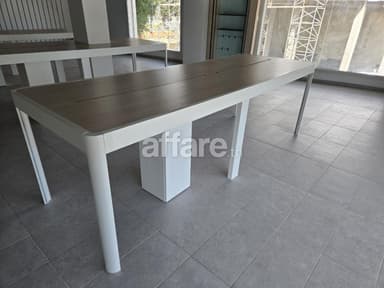 3 Tables d exposition MDF Neuves