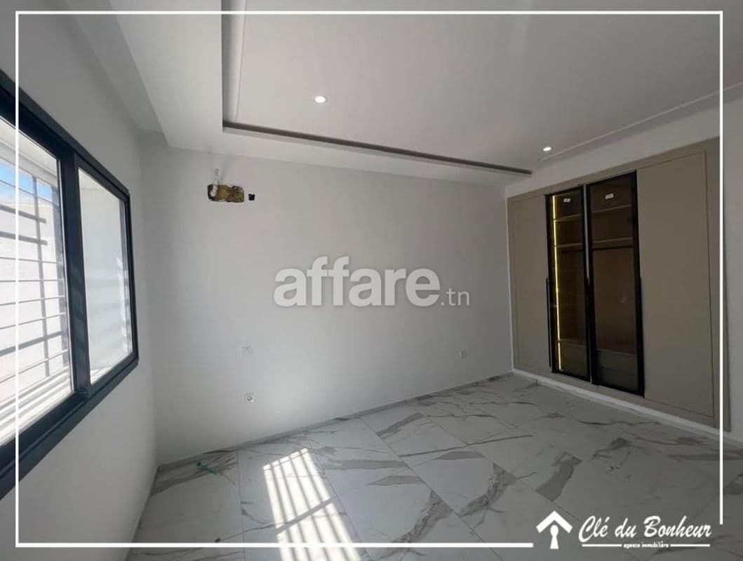 Appartement s1 avec jardin à chotrana 1