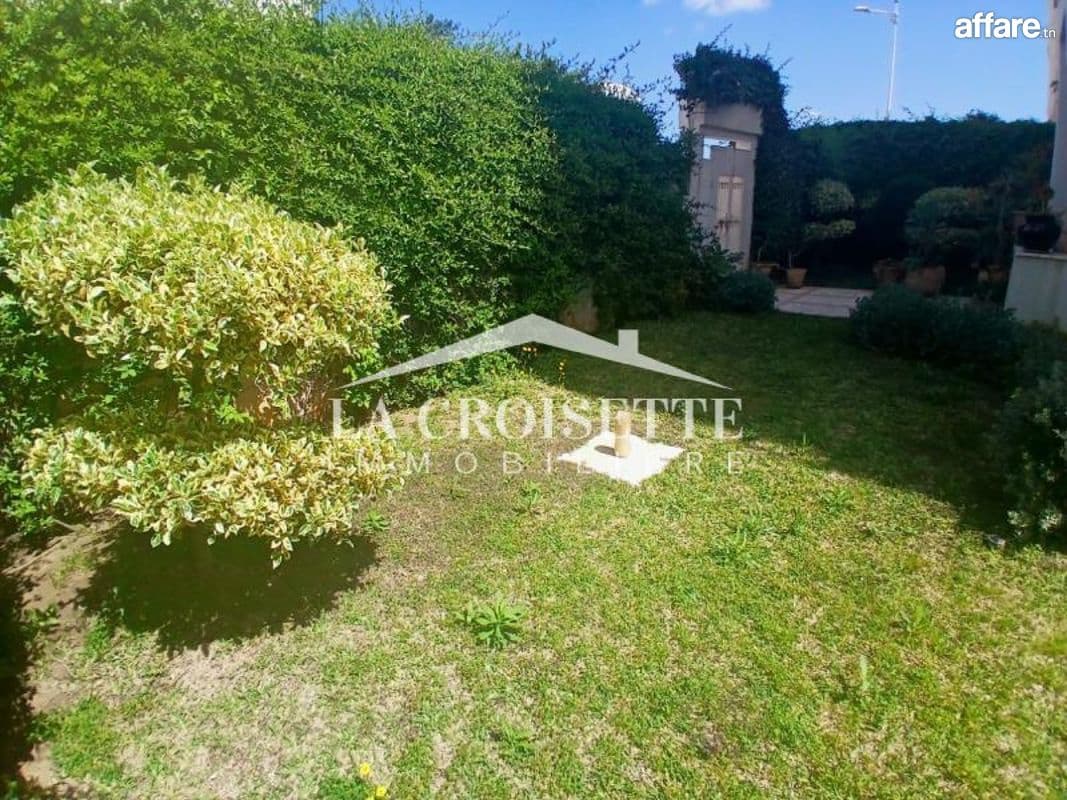 Duplex s+4 meublé avec jardin à Ain Zaghouan nord ZDL0659