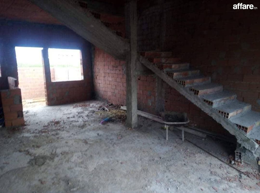 duplex inachevé a vendre 