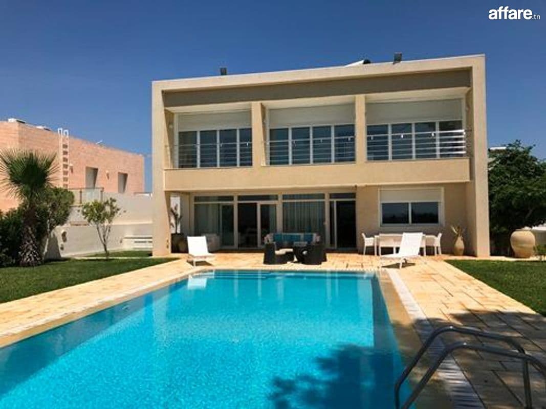 Villa L'OLIVIER Réf: L1169