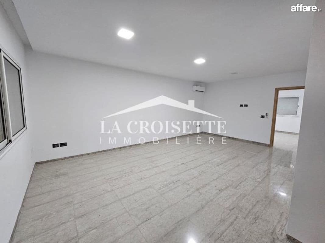 Bureau H+1 à La Soukra ZBL0522