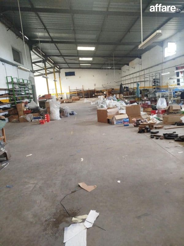 À Louer – Usine à Sidi Abdelhamid