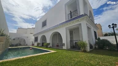 Villa LA FUMETERRE (Réf: V2770)