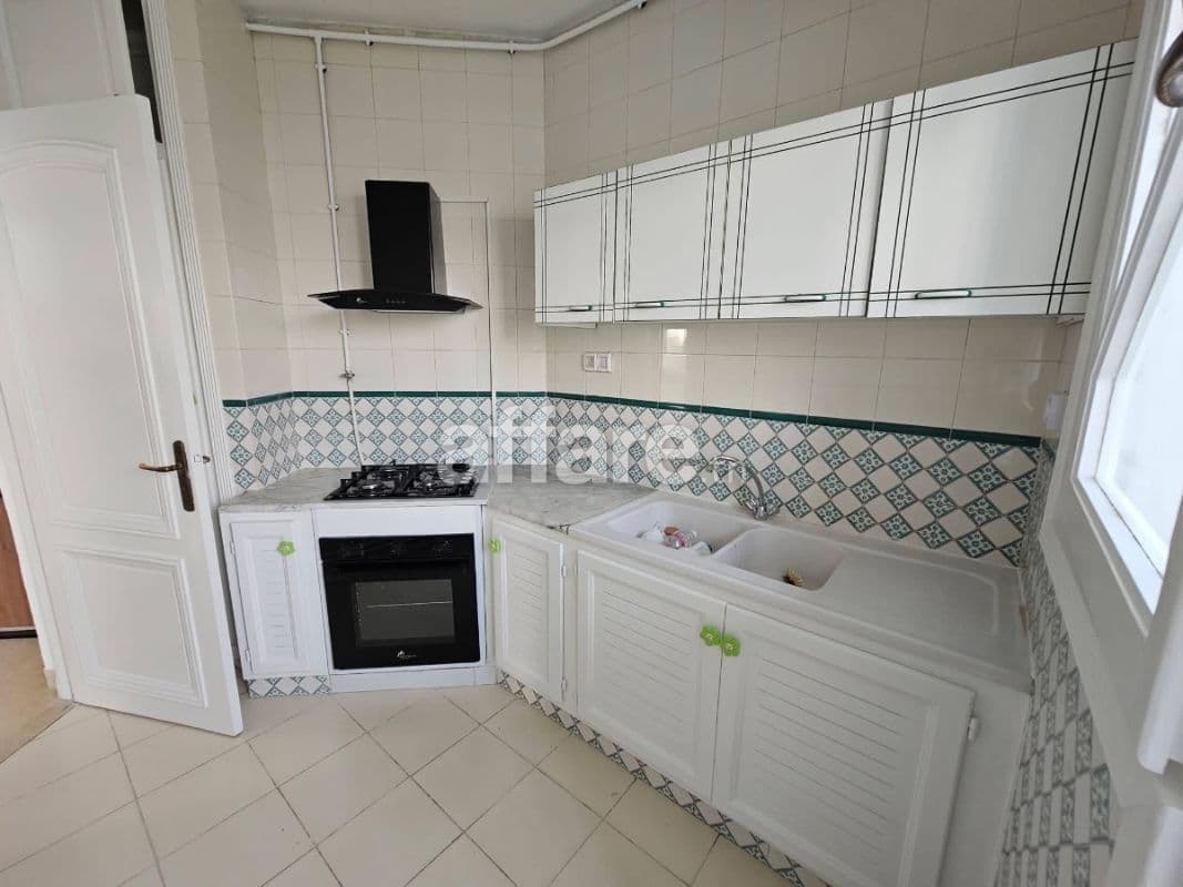 ENNASR 2 UN JOLI APPARTEMENT S+2 AVEC JARDIN A LOUER