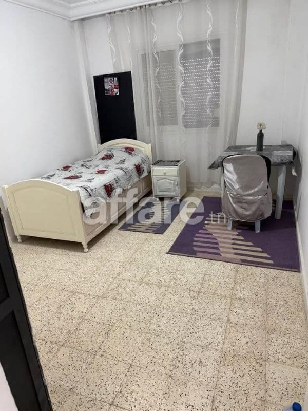 À louer Appartement meublé au 1er étage avec entrée
