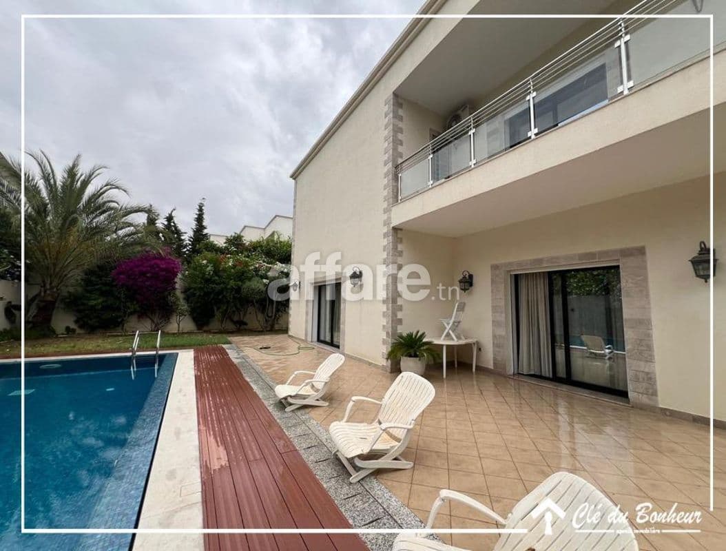 Une sperbe villa avec piscine à lac 2