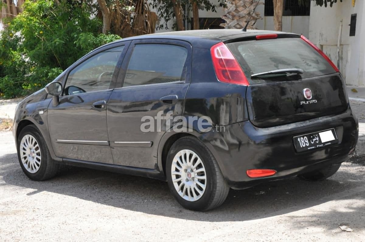 FIAT PUNTO GRANDI Télé 43 097 528 Prix 24 300