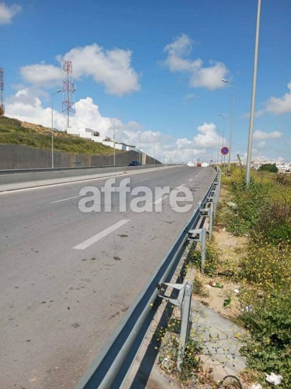 OPPORTUNITÉ RARE À EL MANAR 2