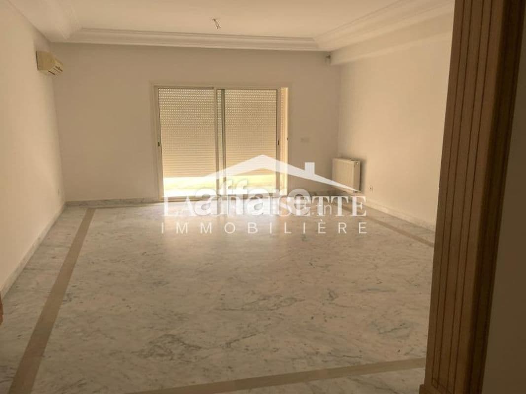 Appartement S+3 aux Jardins de Carthage ZAL1080