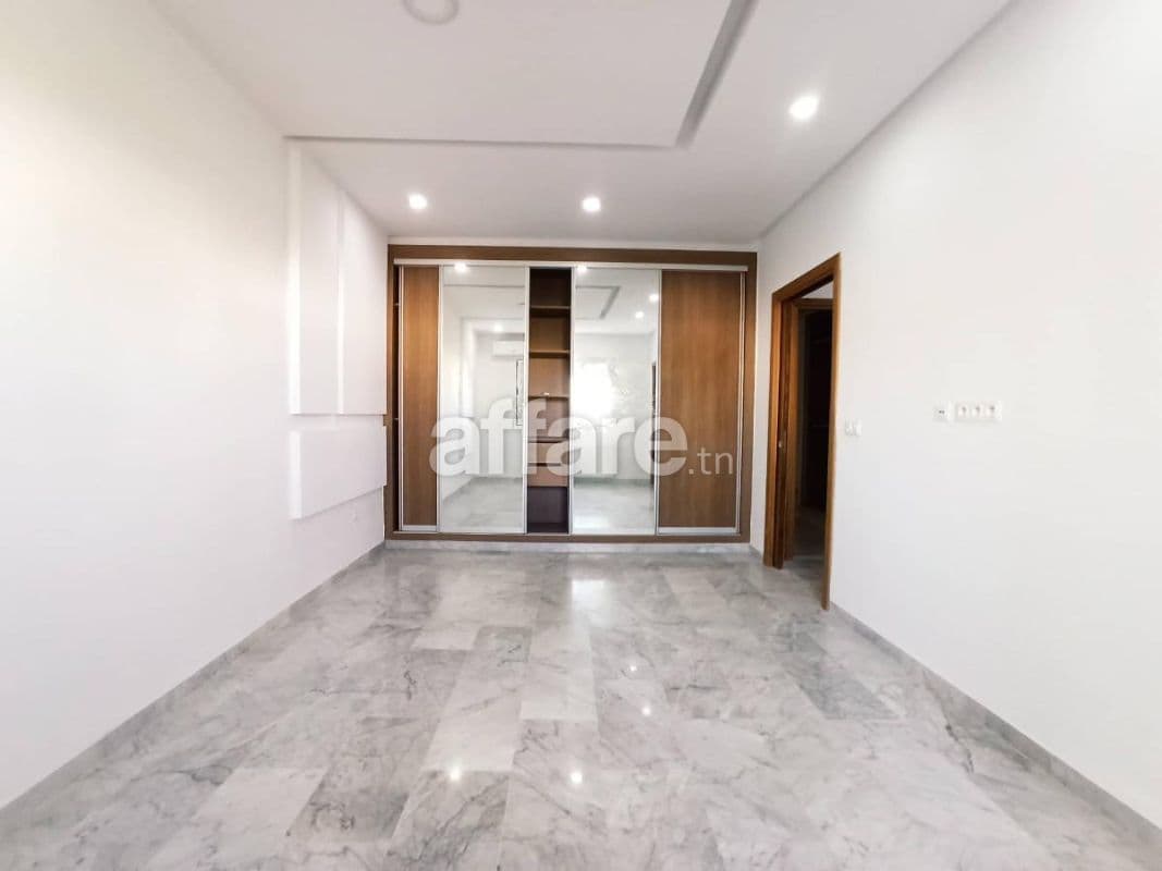 À Louer Étage de Villa S+3 à Ain Zaghouan