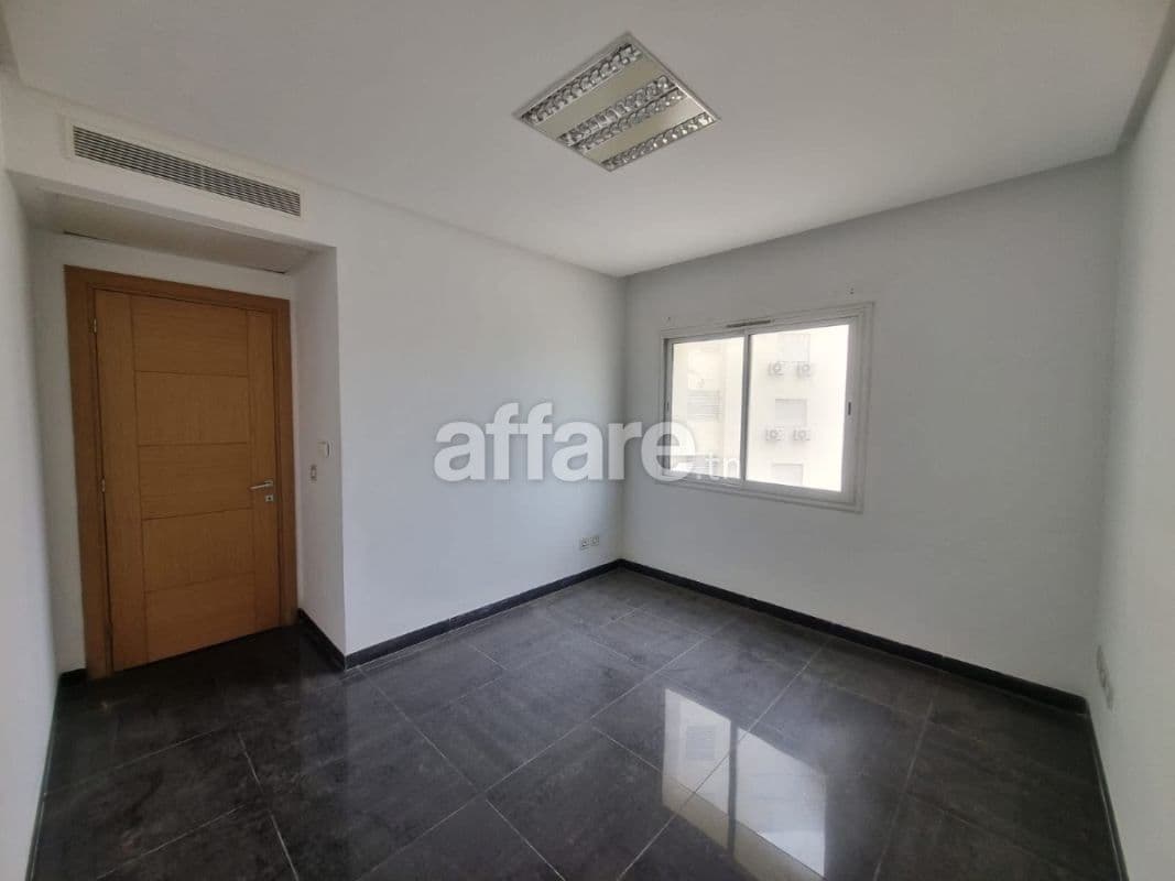 LES BERGE DU LAC 2 BUREAU H+1 À VENDRE