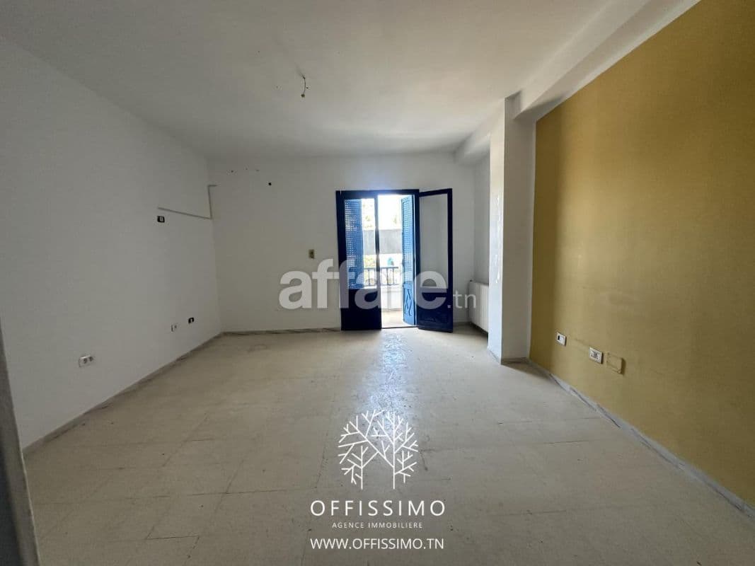 Bureau la marsa cabinet rue principale