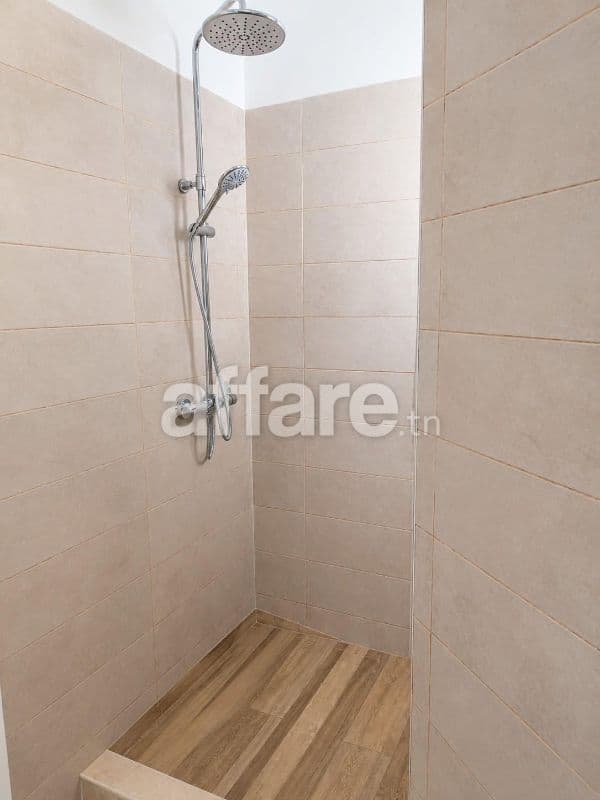 À Louer Appartement S+2 à El Menzah 9B