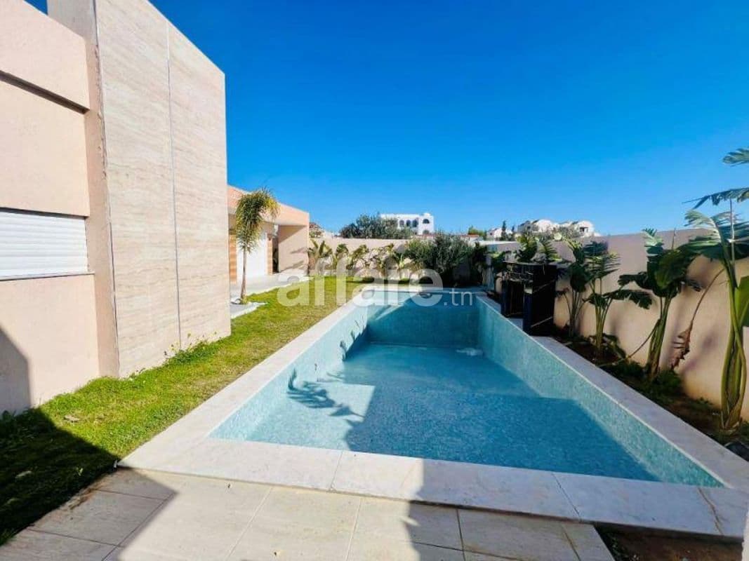 V589 Villa ARMANI