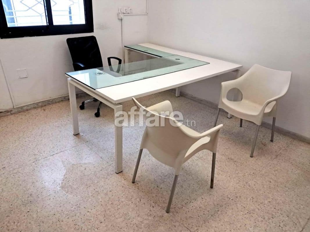 Bureau privé avec parking au Centre urbain Nord