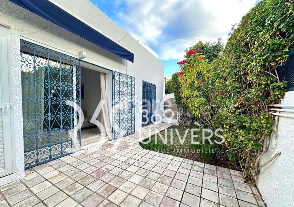 Appartement meublé avec jardin à Gammarth REF RA