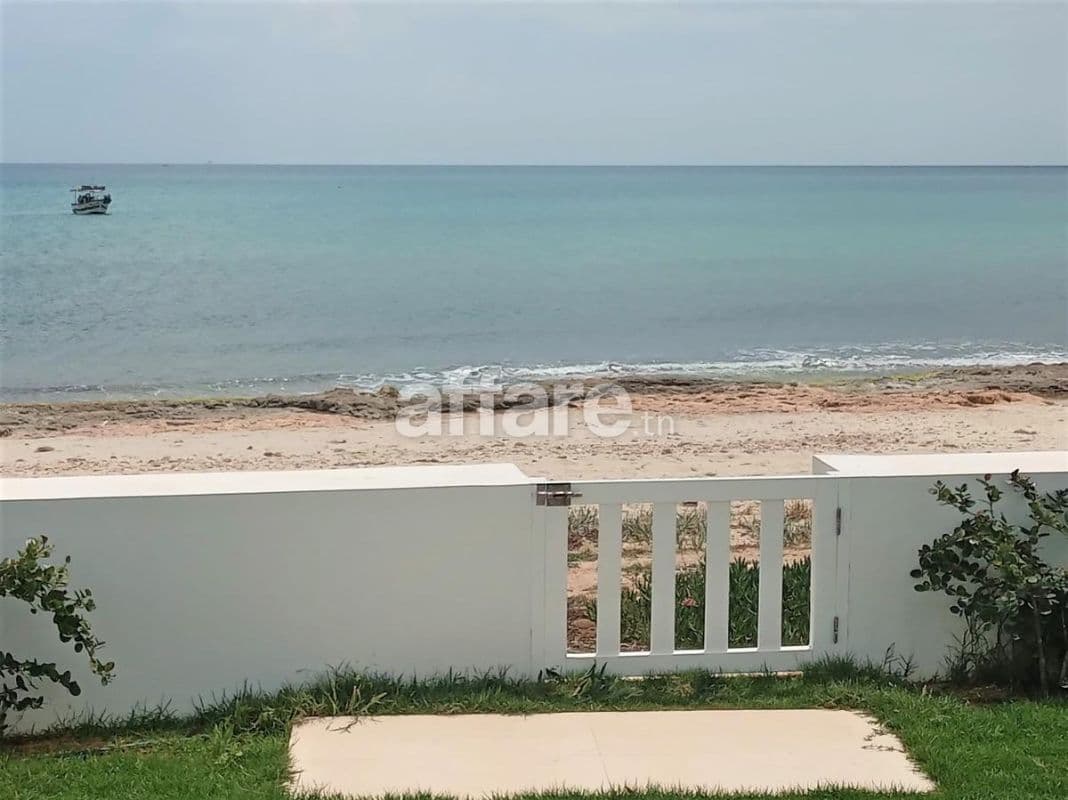 Maamoura Plage loue villa pieds dans l eau