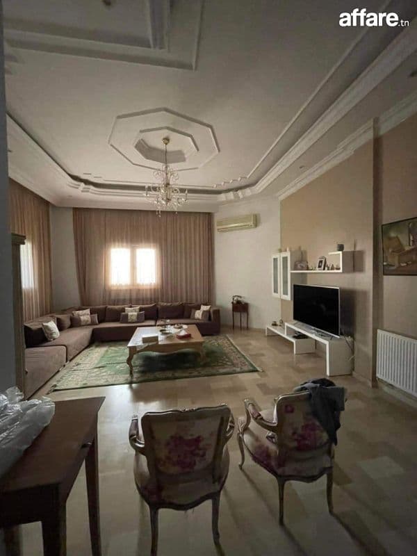 🔑Rare sur le Marché! Villa Familiale(RDC +Cave) à Sahloul 3