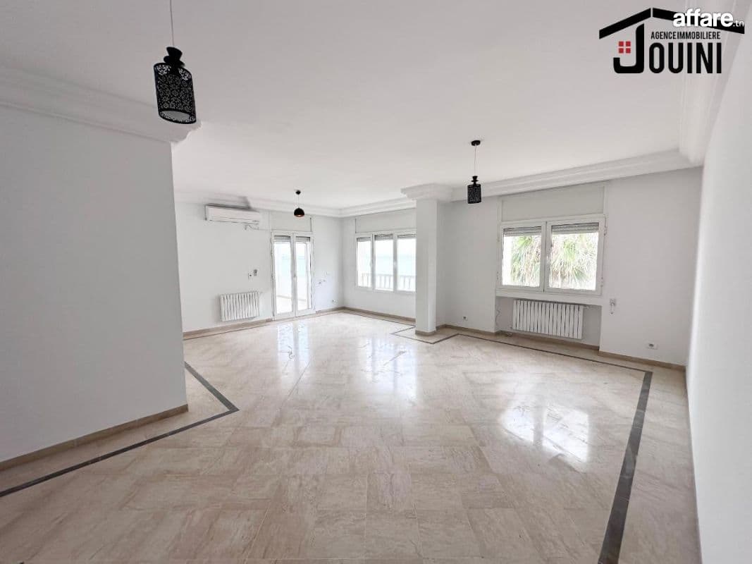 Appartement S3 Avec Vue Directe Sur Le Lac 1