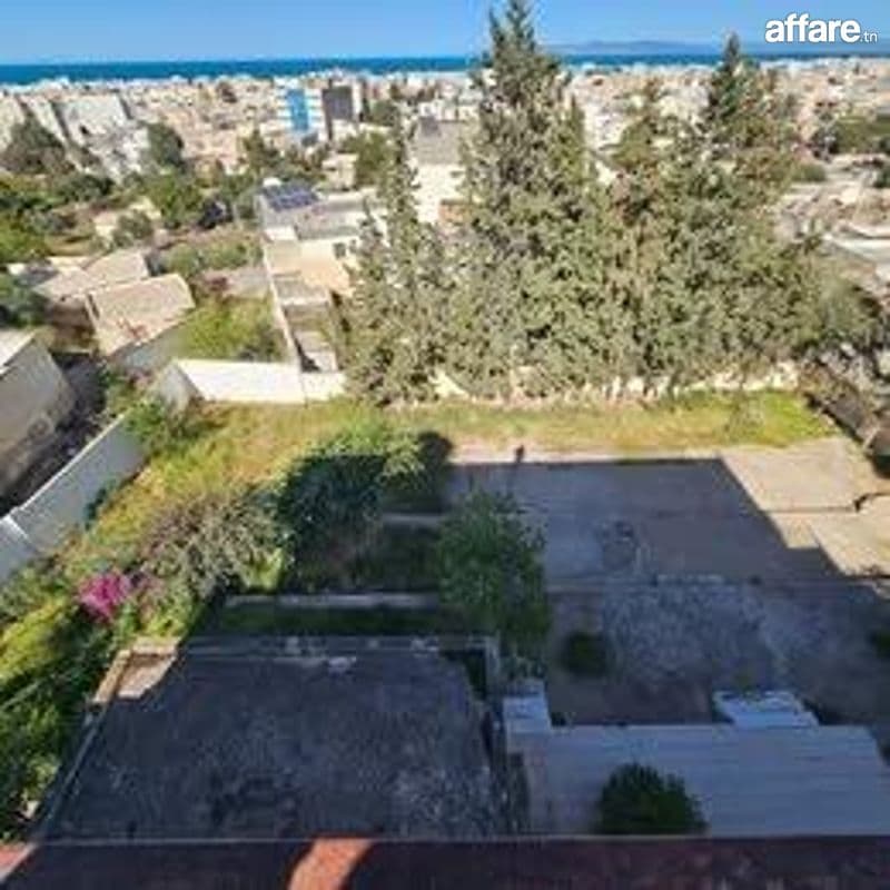 Terrain de 1 220 m² avec villa à rénover – Hammam Lif