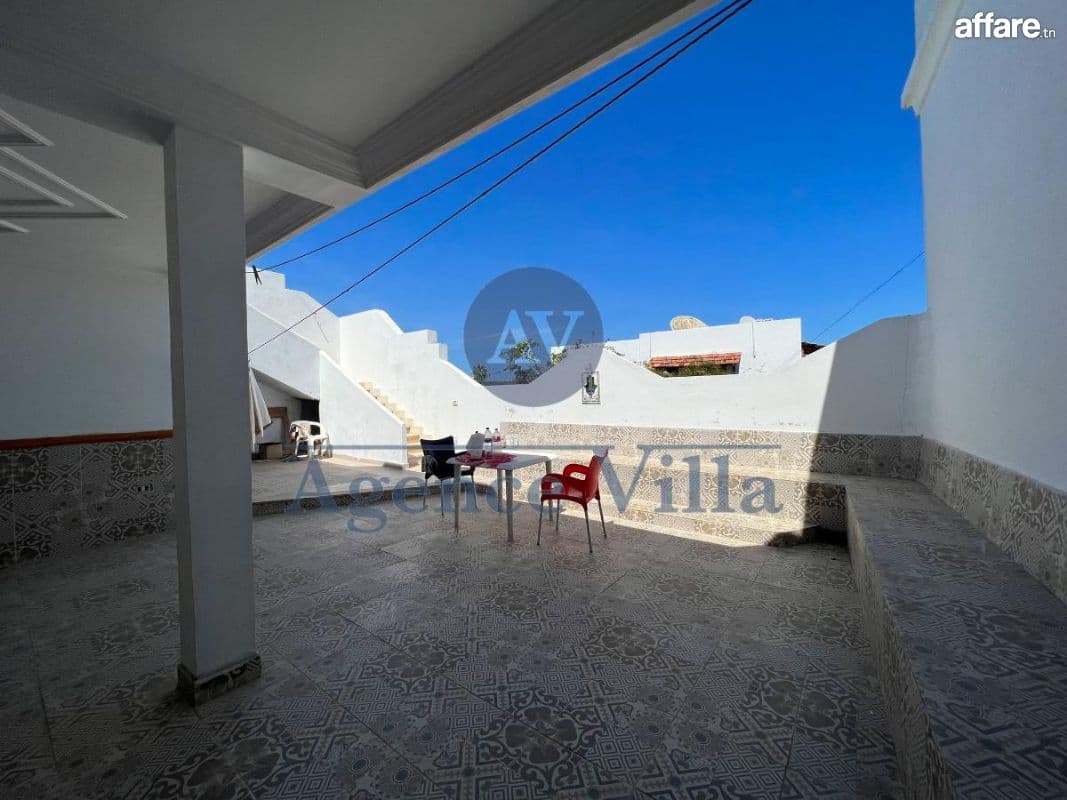 un appartement s+2 meublé à gammarth 