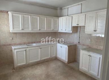 ENNASR 1 À VENDRE APPARTEMENT S+3