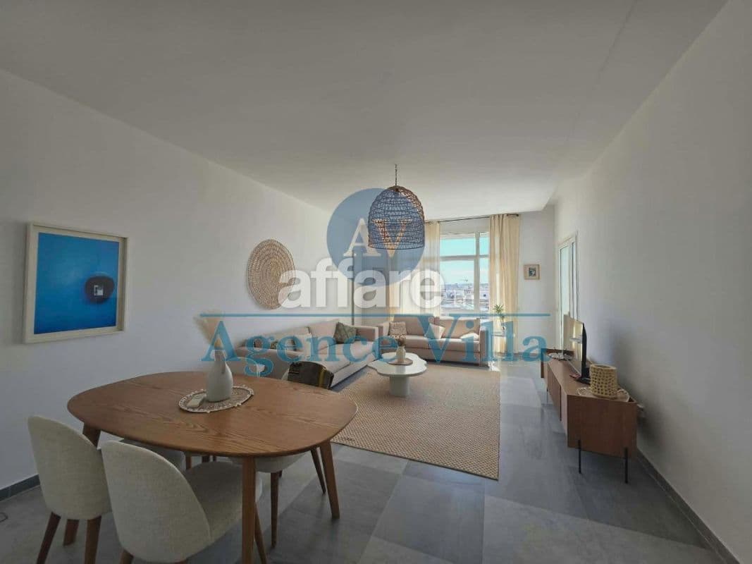 A louer un appartement s+3 meublé avec vue lac