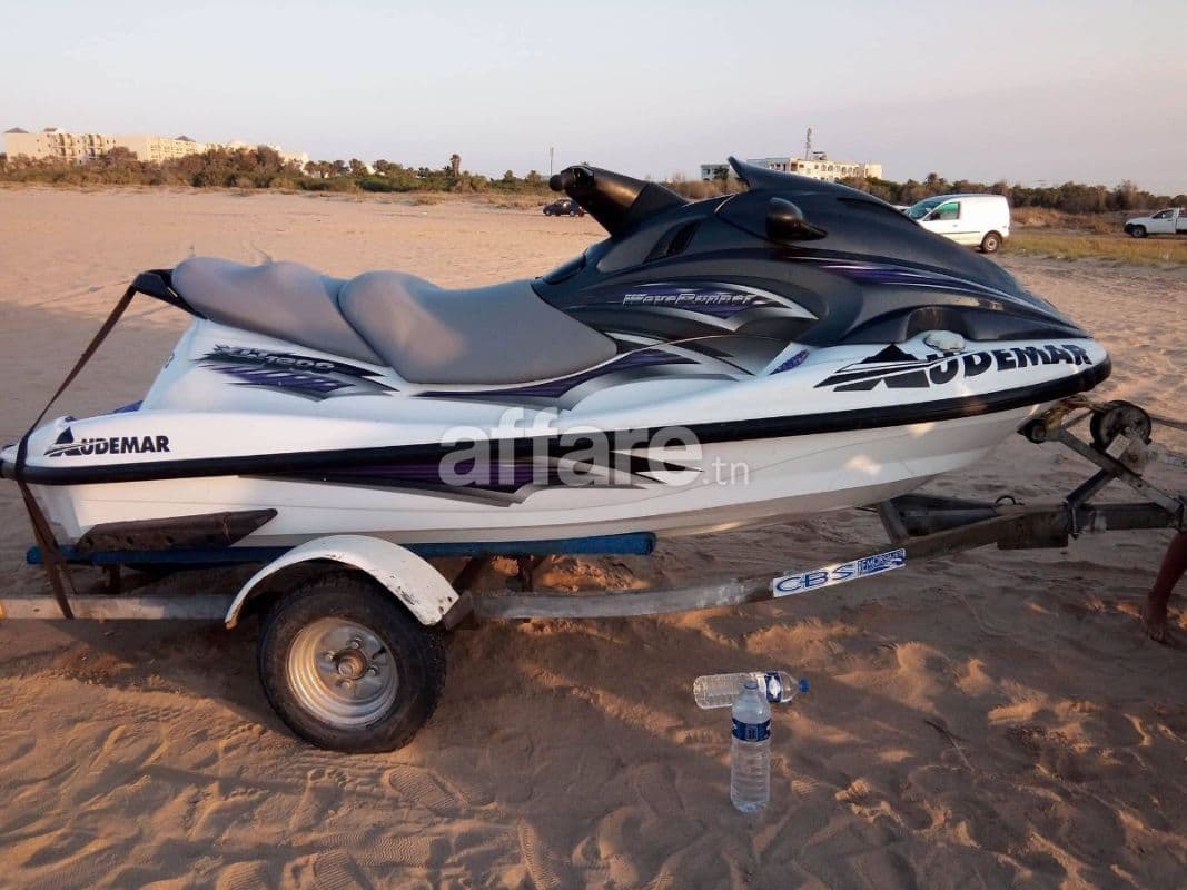 Jet ski XLT 1200 Yamaha montage américain