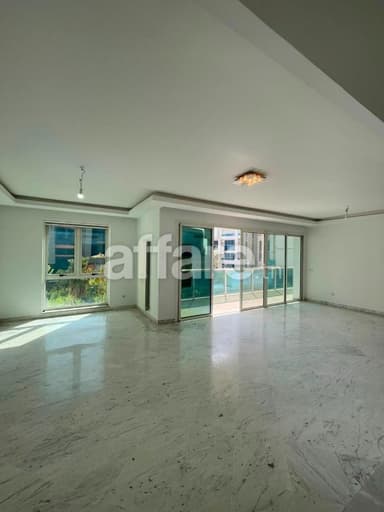 Appartement S+3 à louer au Lac 2