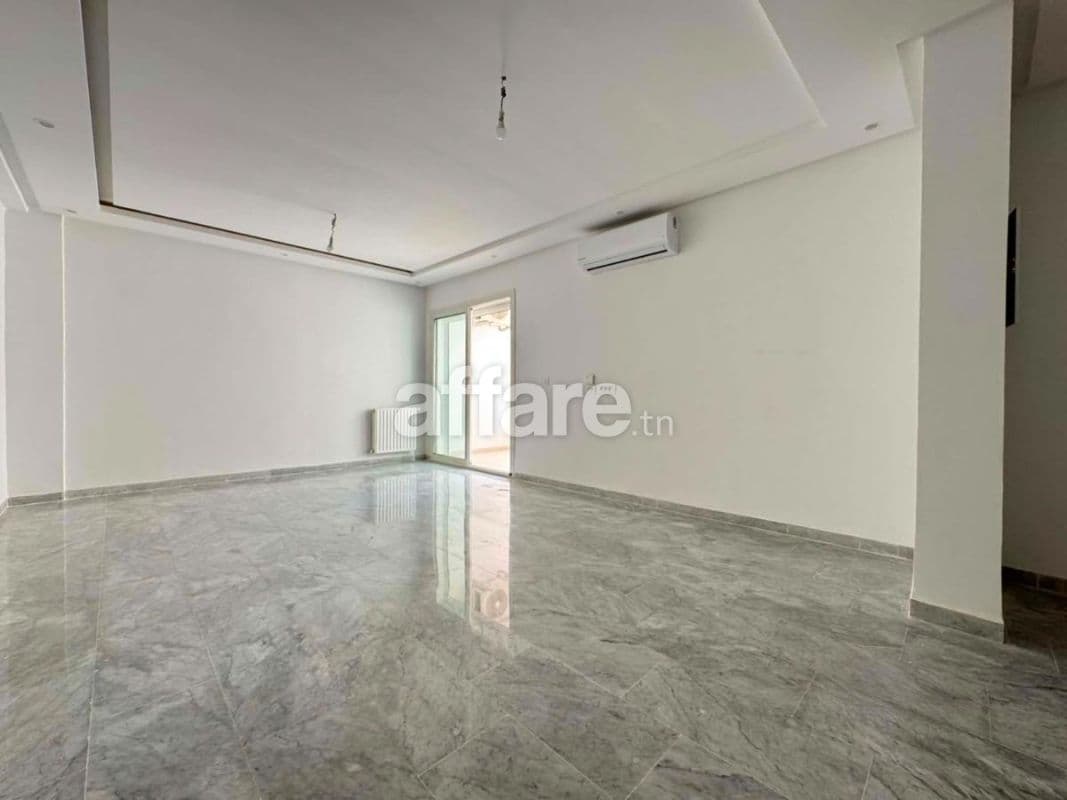 A Louer Appartement S+2 à Menzah 9C