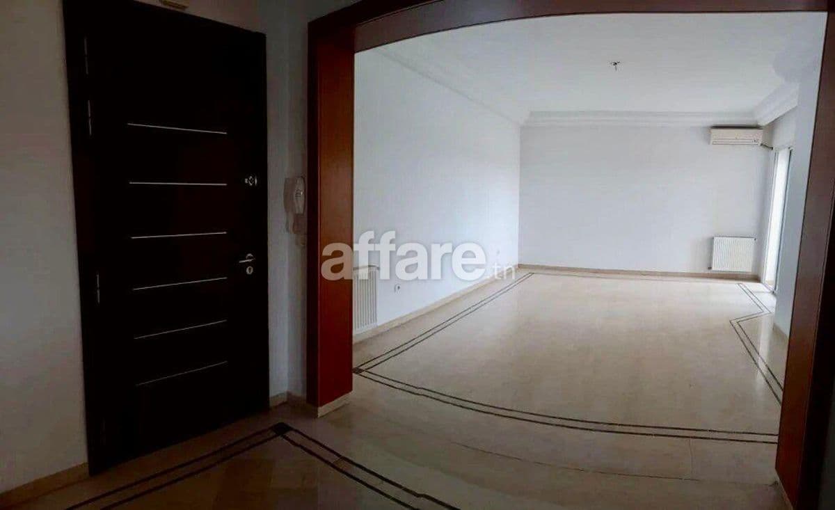 A Louer Appartement s+3 HS à Jardin d el Menzah 2