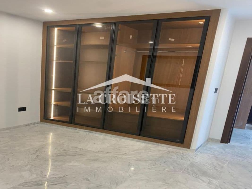 Appartement S+1 à La Soukra ZAL2167