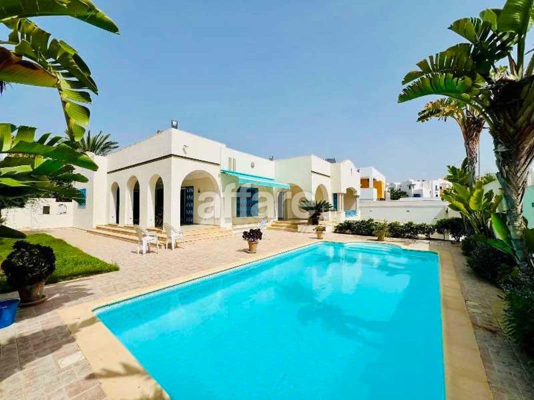 V169 Villa GUESS