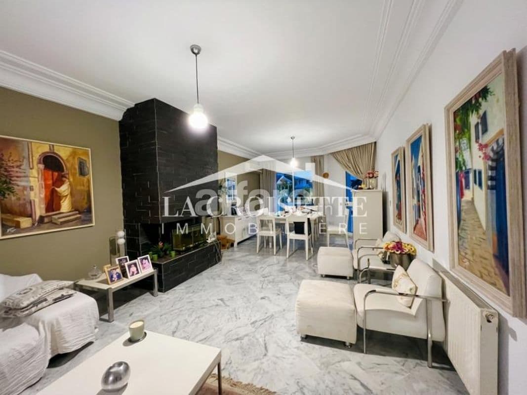 Triplex S+4 à La Marsa MTRL0079