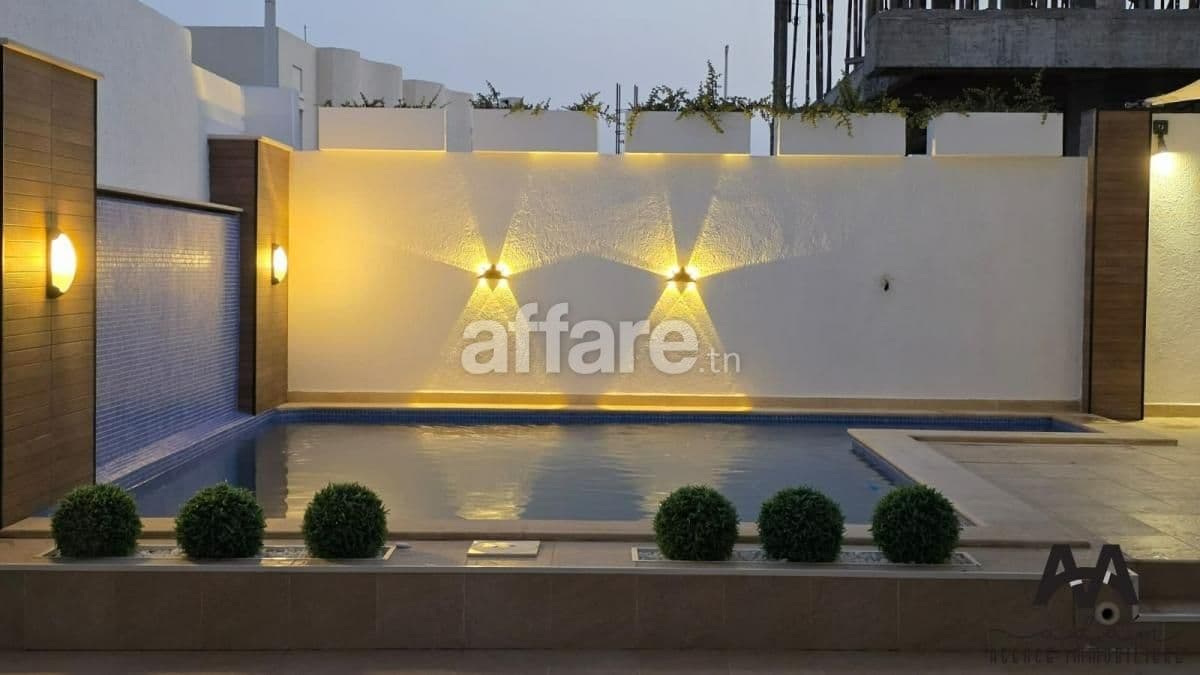 Villa avec Piscine à Jinene Beni Khiar