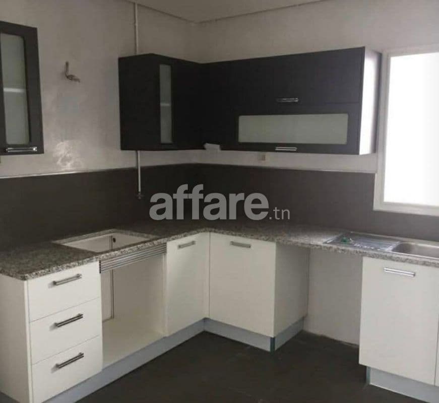 ENNASR 1 APPARTEMENT S+3 A LOUER