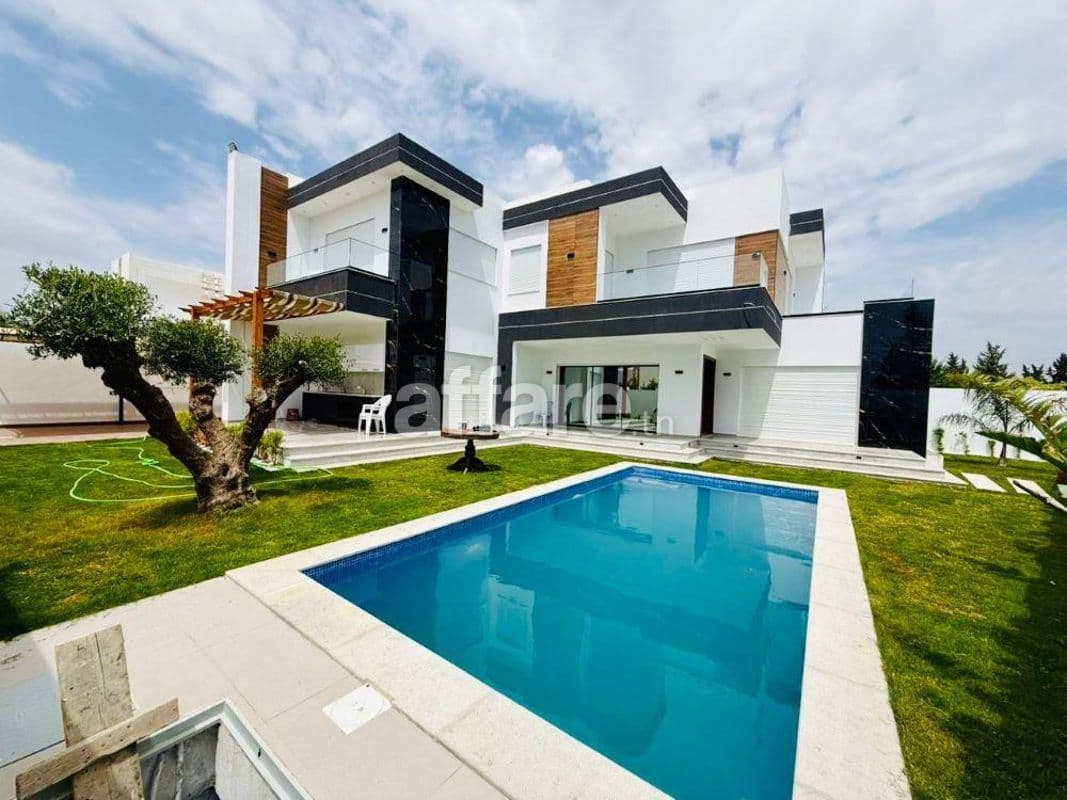 V634 Villa SERENITY