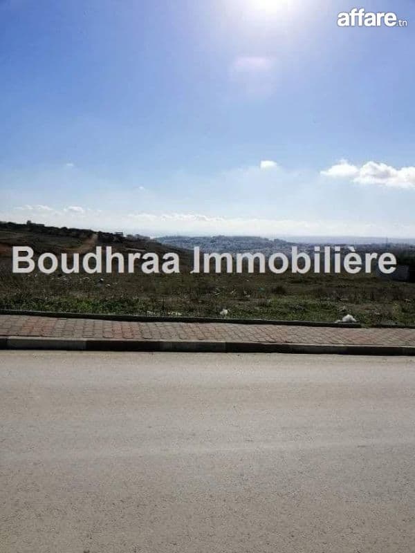 A vendre terrain 334 m2 a ennasr ( tunis )