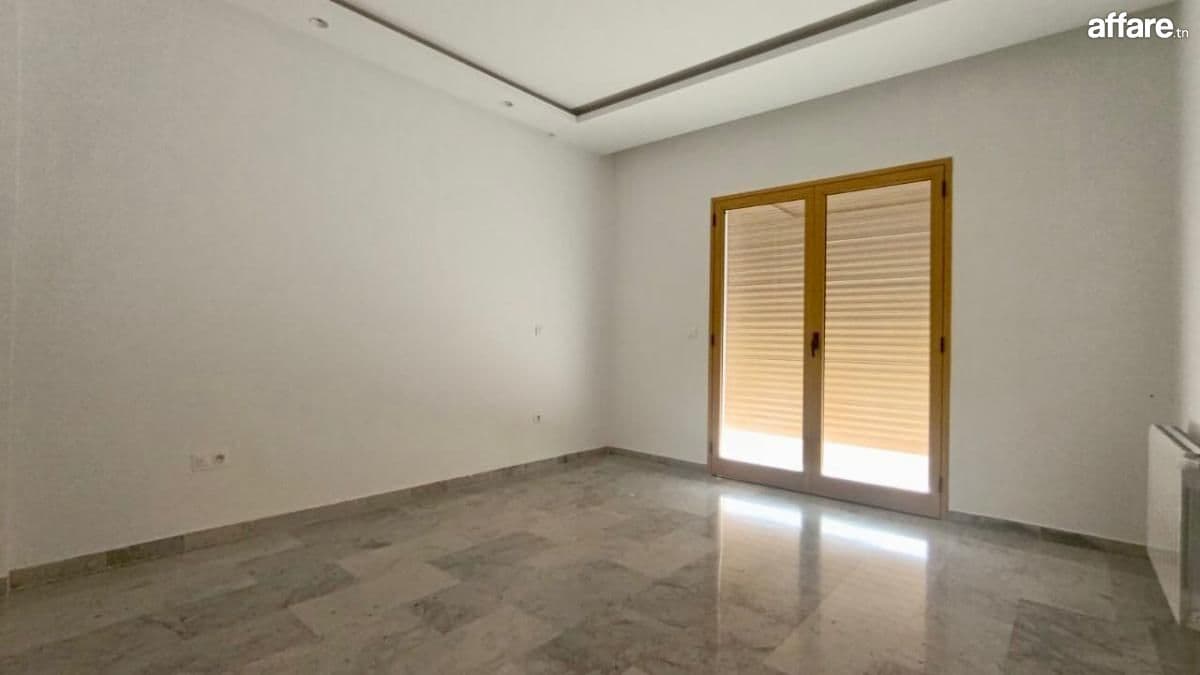 A Louer Un Etage de Villa S+3 à Jardin d'el Menzah