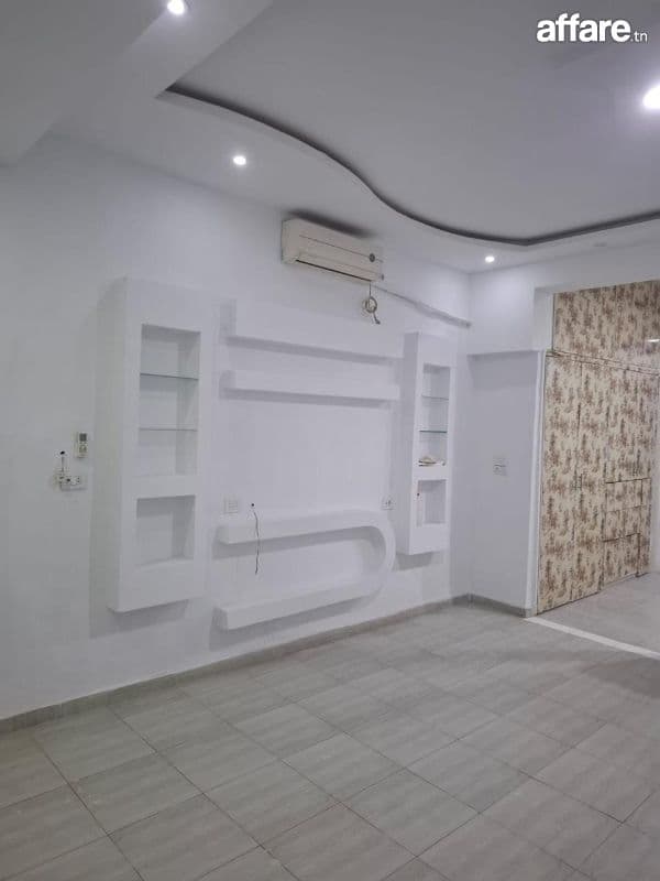 A vendre appartement s+3 a Lafayette