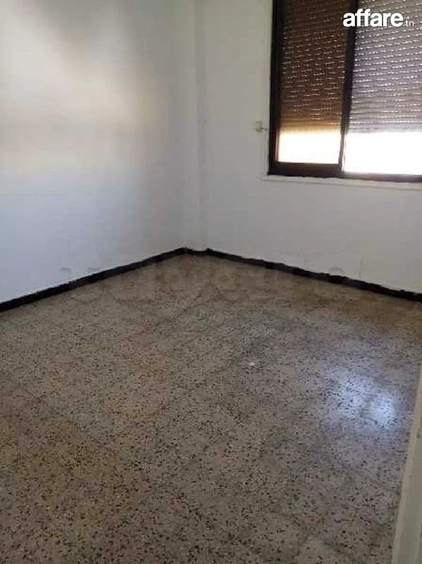 A louer appartement s+1 a passage 