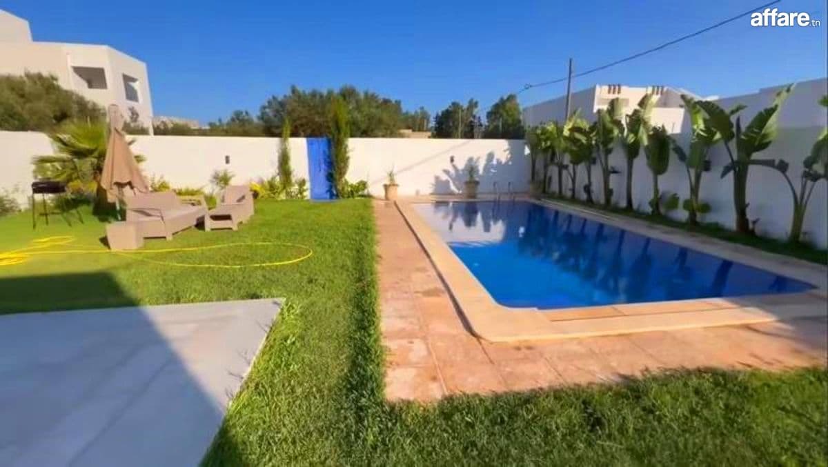 L576 Villa JULY