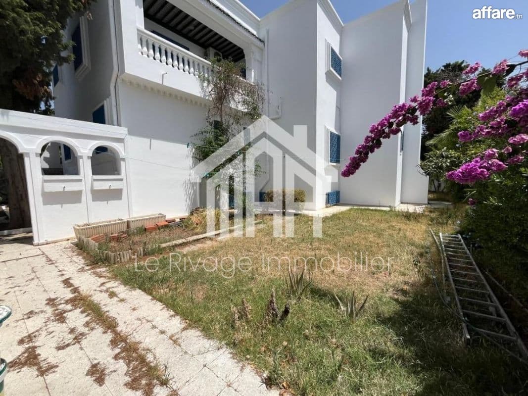 une villa s6 avec jardin
