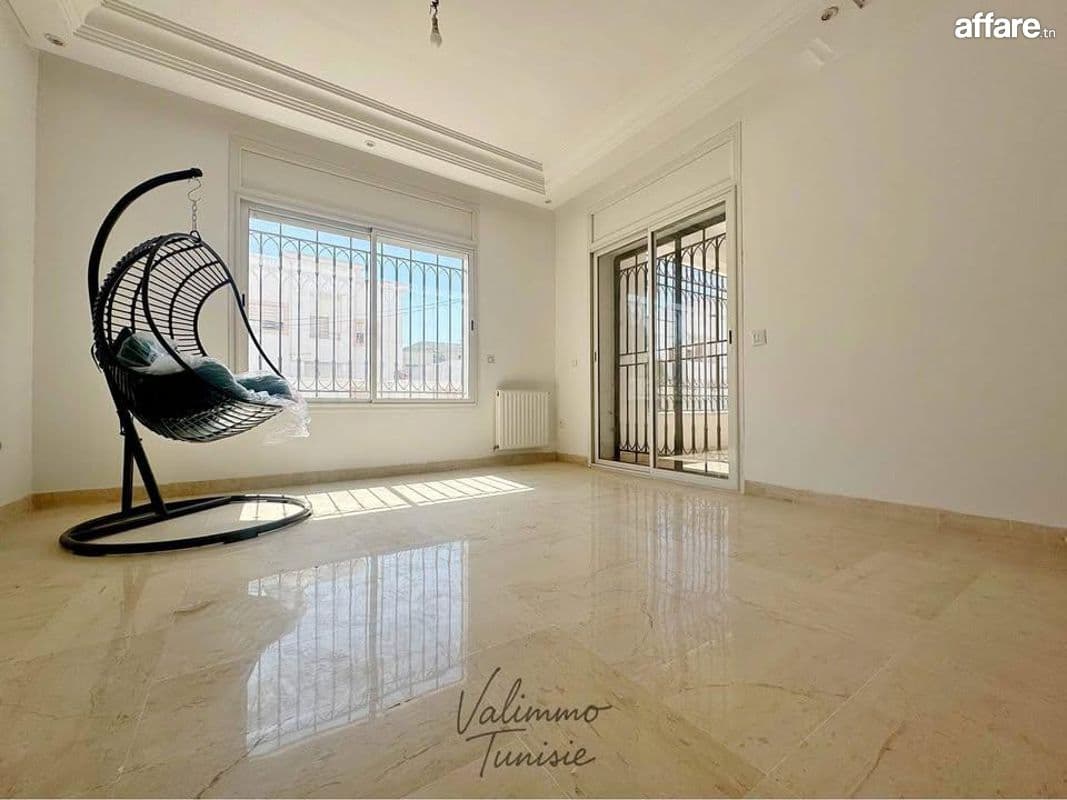 A Louer Duplex S+4 Jamais Habité à La Soukra