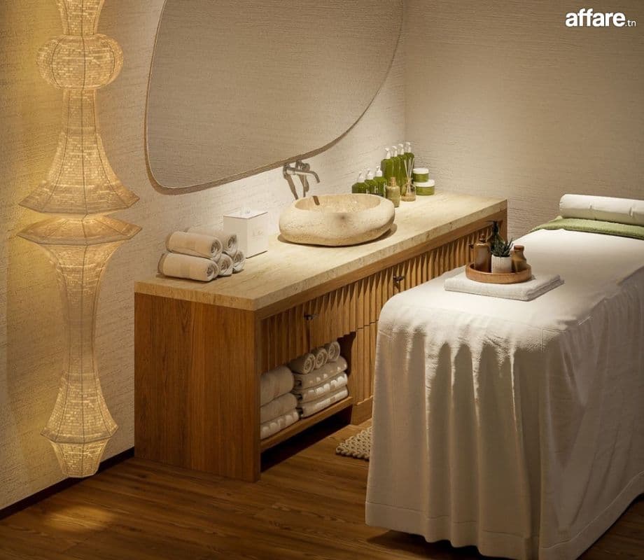Voyage Raffiné avec Massage Élégant