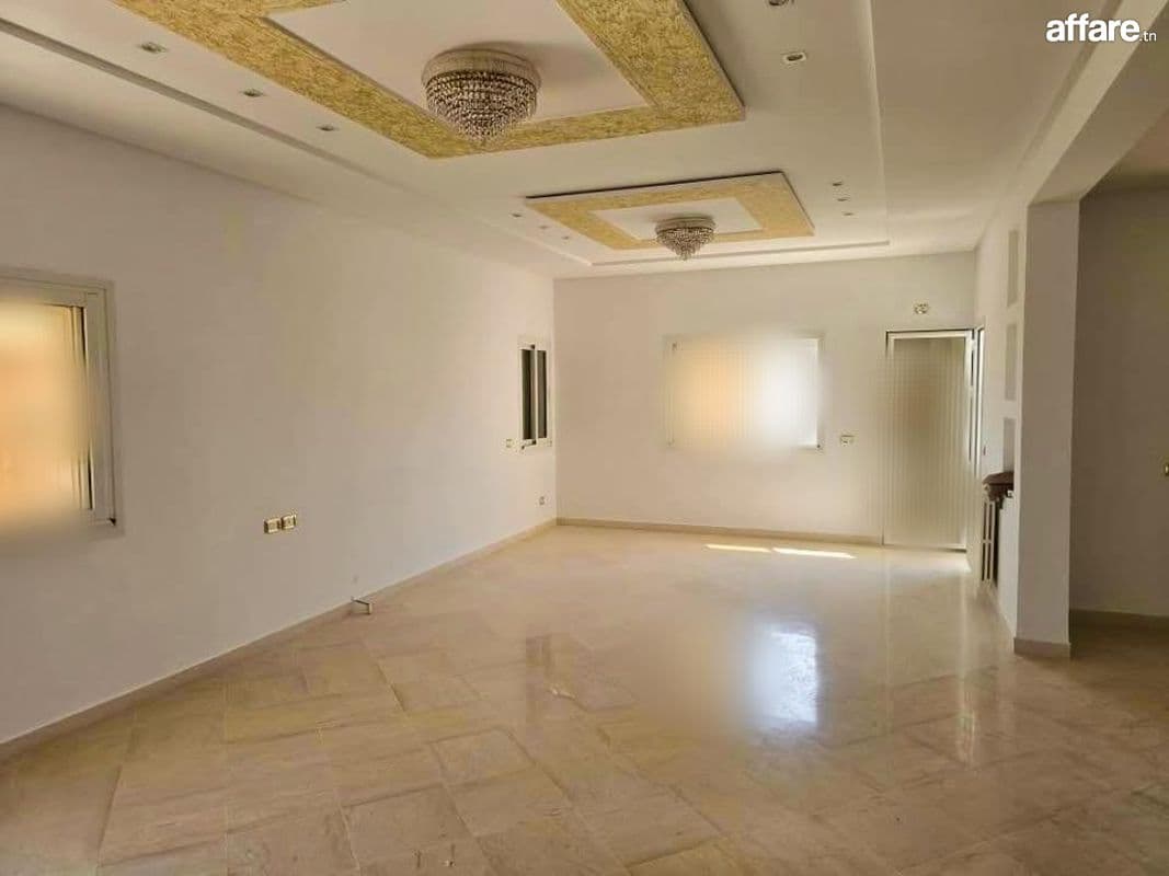🏠 cité la gazelle ; à louer agréable Duplex    