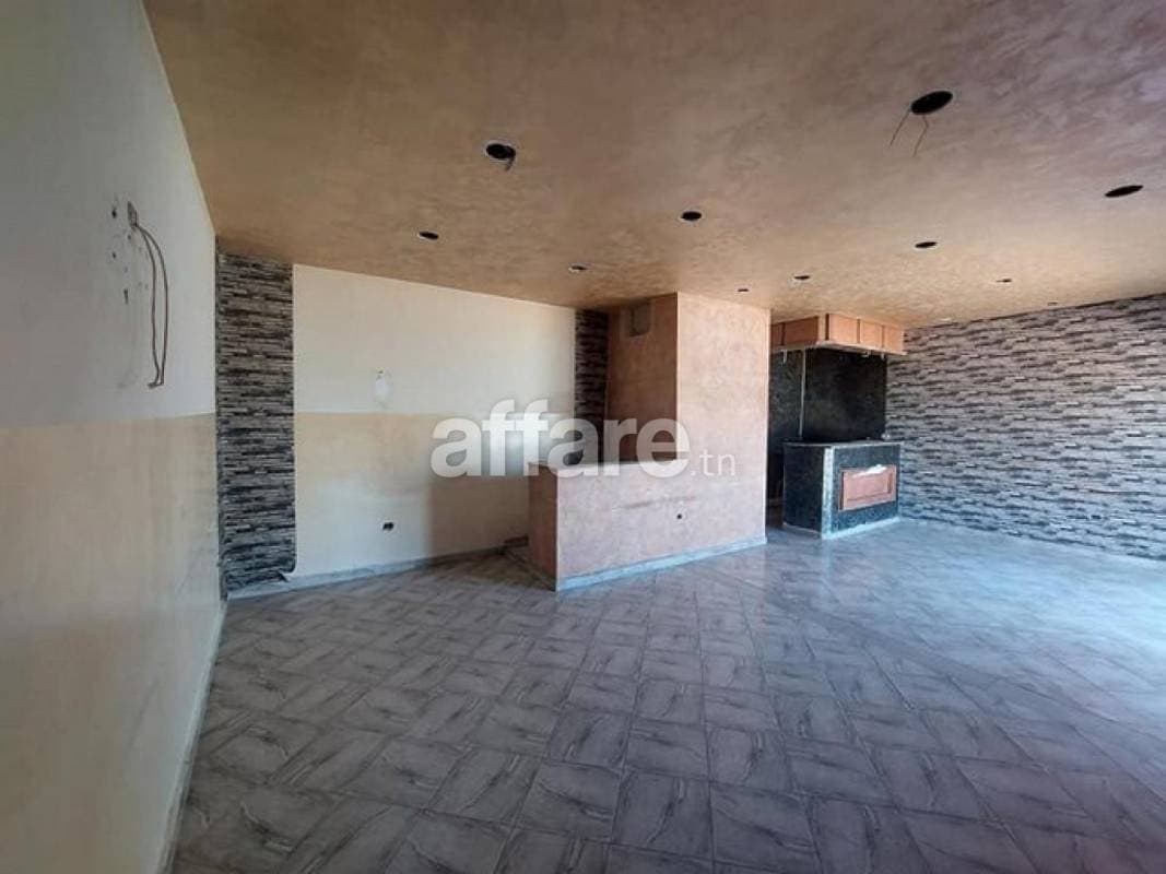 Local commercial 59 m2 Mourouj 6