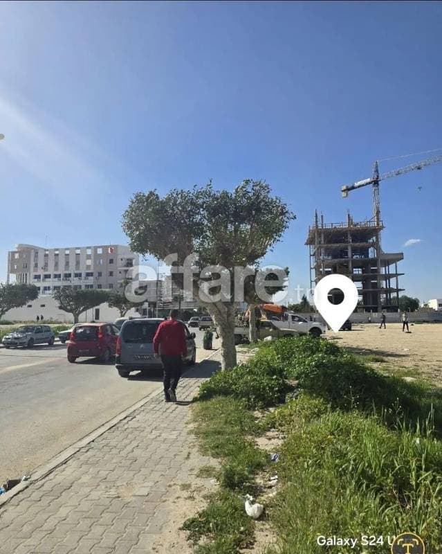 Terrain commerciale R+8 Sahloul 4