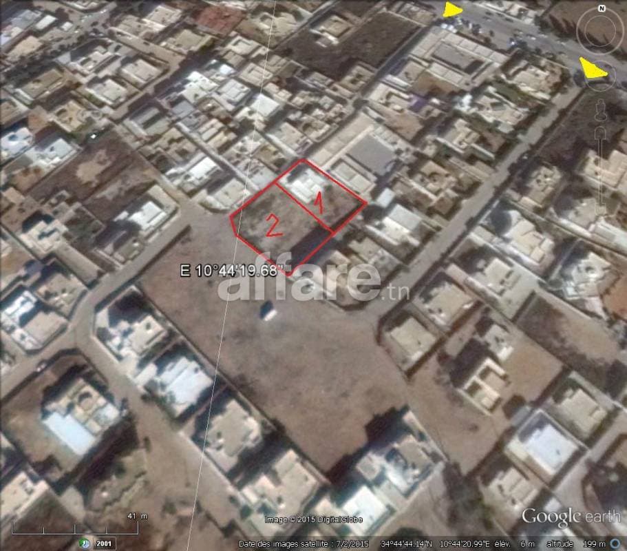 Terrain de 811 m² Route EL AIN km 2